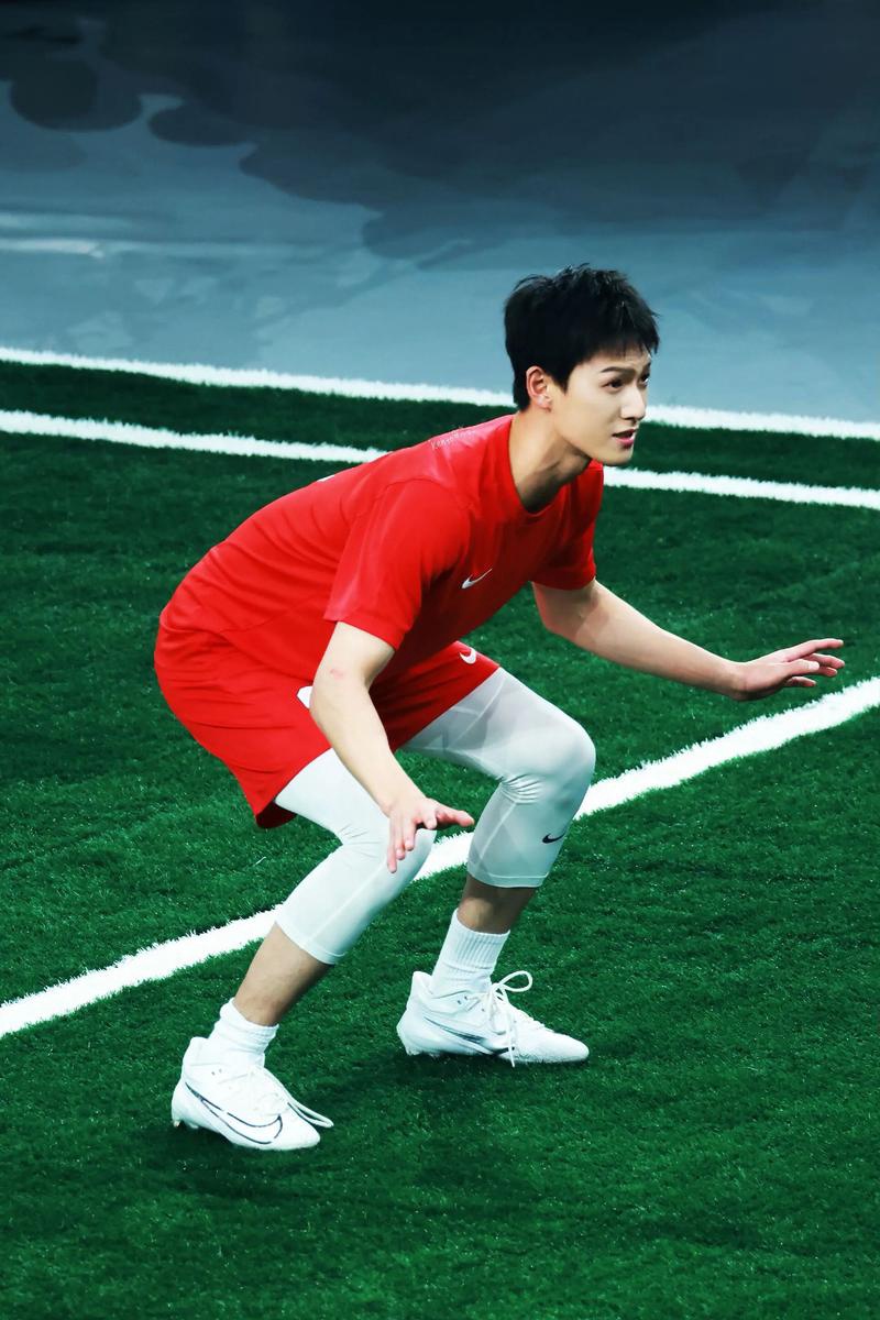 李昀锐